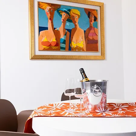 Διαμέρισμα Sublimare Seafront *